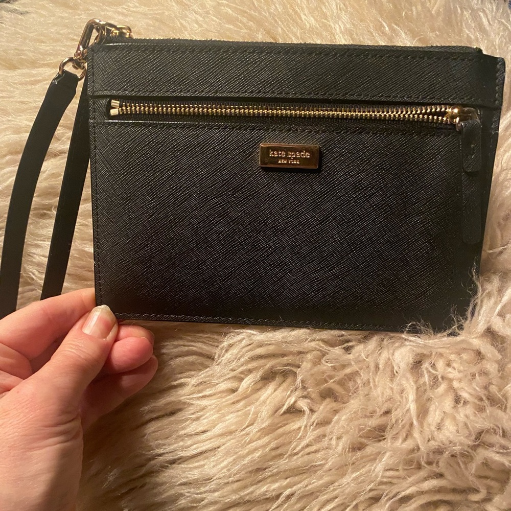 Kate Spade Tinie Laurel Way  Black Wristlet Clutch - Picture 2 of 6